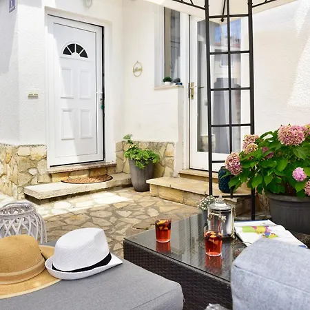 Herak Apartment *