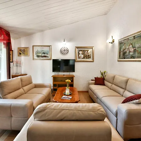 Herak アパート ポレッチ