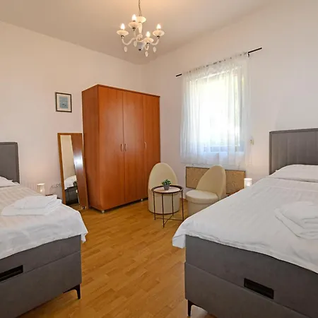 Apartment Herak *